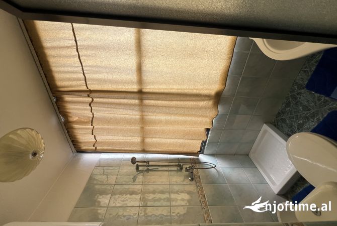 Shtepi me qera Apartament ne Tirane, 2+1, Mobilimi E mobiluar, Pagesa 650  Euro.