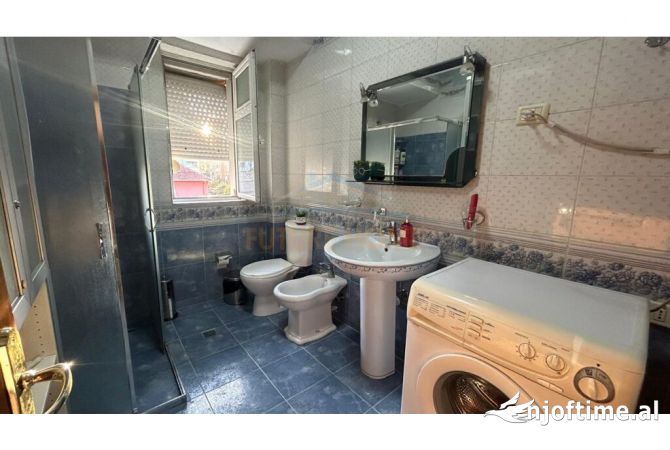 Shtepi me qera Apartament ne Tirane, 2+1, Mobilimi E mobiluar, Pagesa 550  Euro.