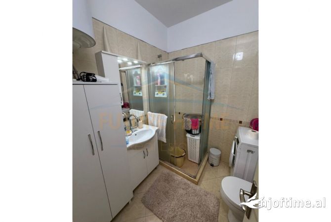 Shtepi me qera Apartament ne Tirane, 1+1, Mobilimi E mobiluar, Pagesa 480  Euro.