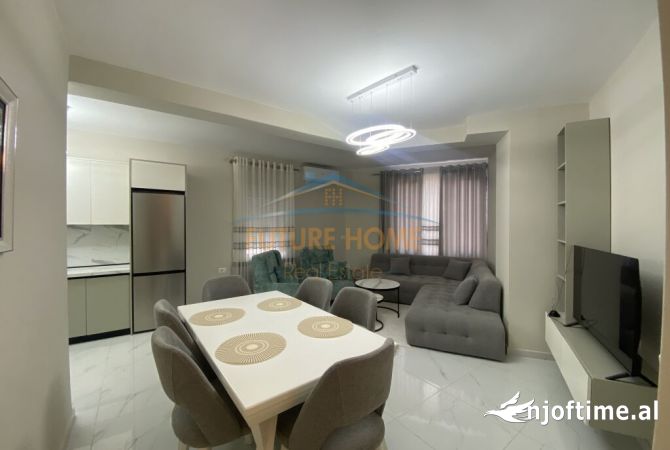 Shtepi me qera 2+1 ne Tirane - 800 Euro