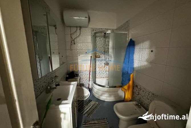 Shtepi me qera 2+1 ne Tirane - 400 Euro