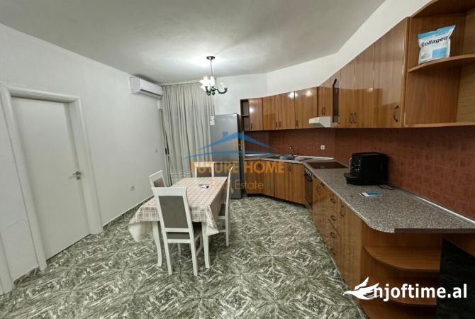 Shtepi me qera Apartament ne Tirane, 2+1, Mobilimi E mobiluar, Pagesa 500  Euro.