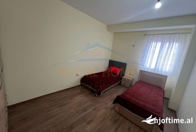 Shtepi me qera Apartament ne Tirane, 2+1, Mobilimi E mobiluar, Pagesa 500  Euro.