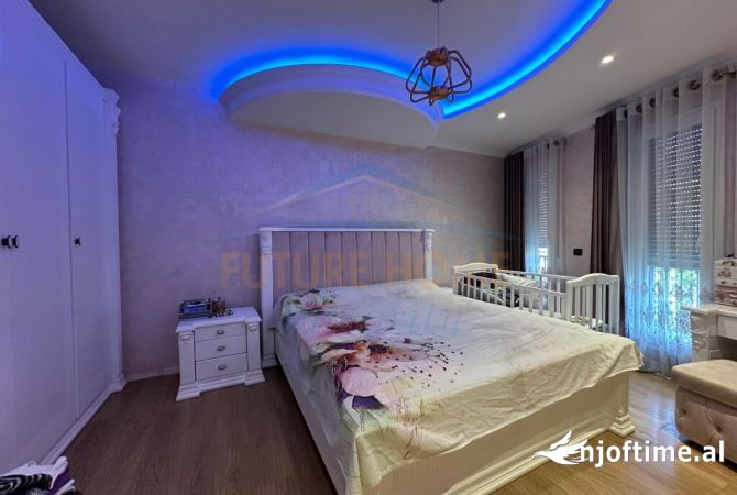 Shtepi me qera 2+1 ne Tirane - 650 Euro