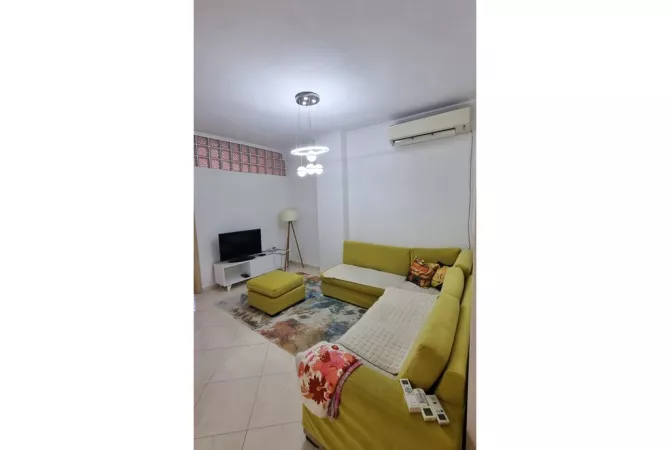Shtepi me qera 2+1 ne Tirane - 600 Euro