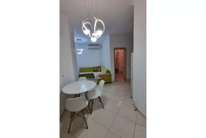 Shtepi me qera 2+1 ne Tirane - 600 Euro