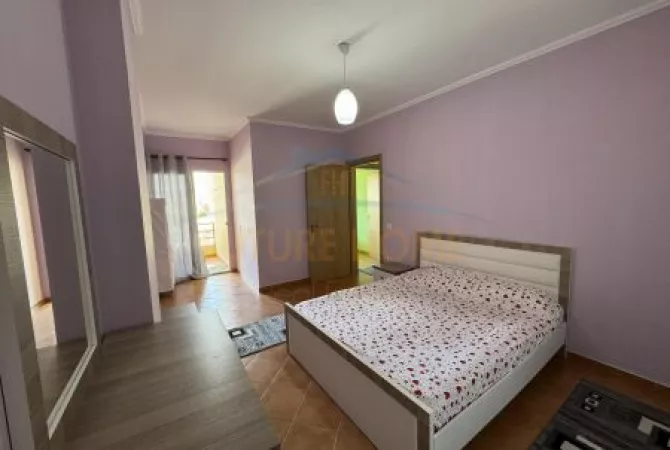 Shtepi me qera 2+1 ne Tirane - 420 Euro