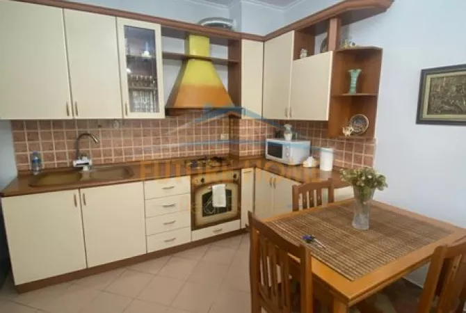 Shtepi ne shitje 1+1 ne Tirane - 155,000 Euro