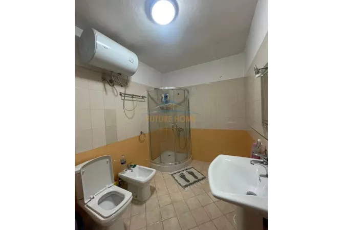Shtepi me qera Apartament ne Tirane, 2+1, Mobilimi E mobiluar, Pagesa 600  Euro.