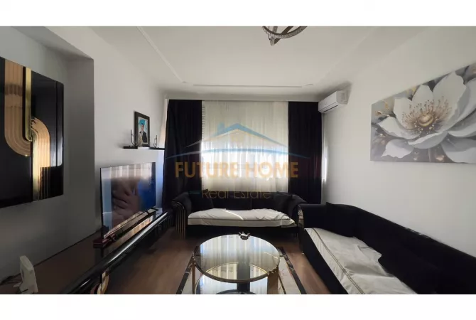 Shtepi ne shitje Apartament ne Tirane, 2+1, Mobilimi E mobiluar, Pagesa 155,000  Euro.