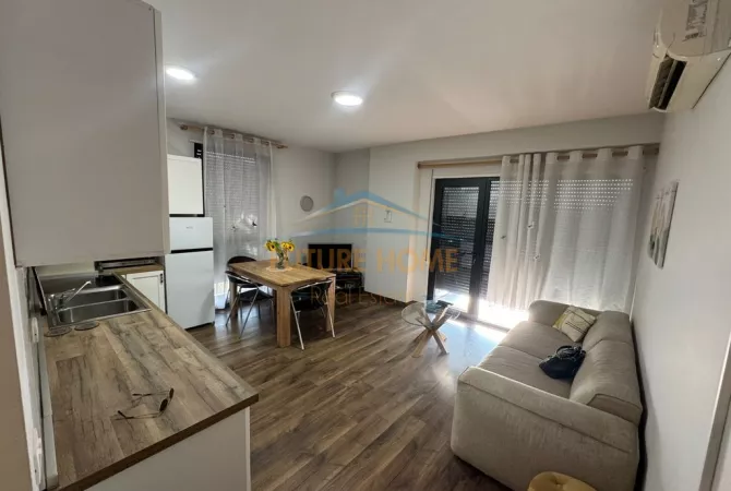 Shtepi me qera 1+1 ne Tirane - 700 Euro