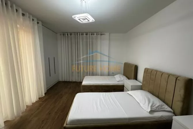 Shtepi me qera 3+1 ne Tirane - 800 Euro