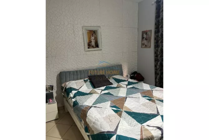 Shtepi ne shitje Apartament ne Tirane, 2+1, Mobilimi E mobiluar, Pagesa 260,000  Euro.