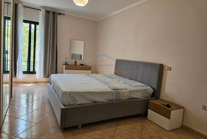 Shtepi me qera 2+1 ne Tirane - 600 Euro