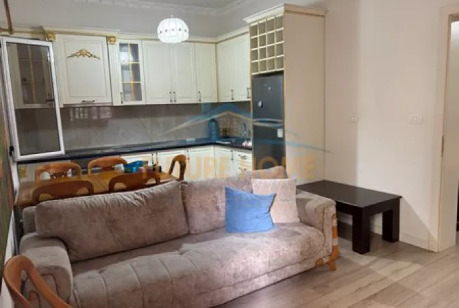 Casa in affitto 2+1 a Tirana - 750 Euro