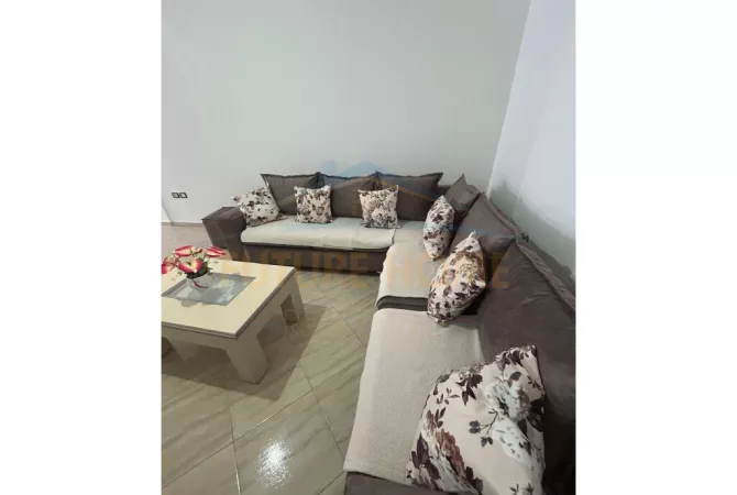 Shtepi ne shitje 2+1 ne Tirane - 80,000 Euro