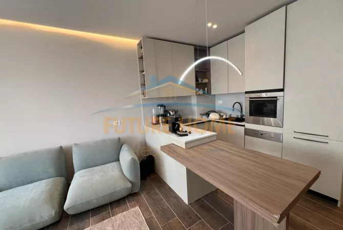 Shtepi me qera Apartament ne Tirane, 1+1, Mobilimi E mobiluar, Pagesa 800  Euro.