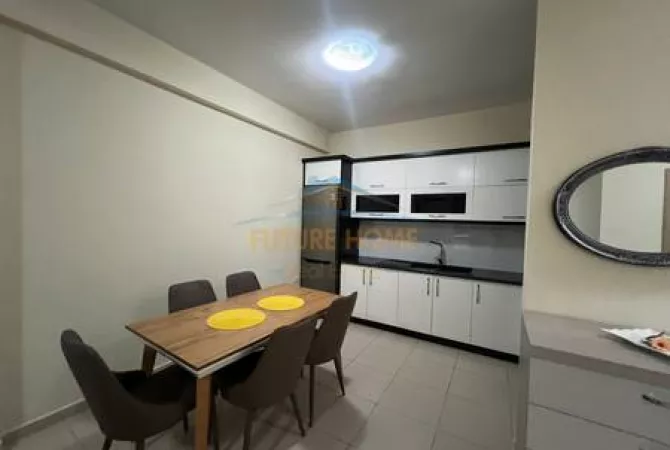 Shtepi me qera Apartament ne Tirane, 1+1, Mobilimi E mobiluar, Pagesa 450  Euro.