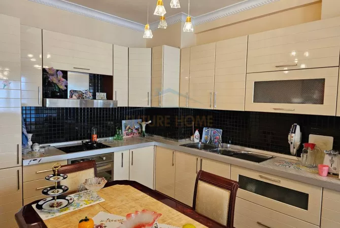 Shtepi ne shitje 2+1 ne Tirane - 248,625 Euro