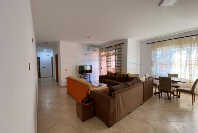 Shtepi me qera 3+1 ne Tirane - 500 Euro