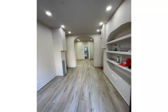 Ambient biznesi me qera 1+1 ne Tirane - 500 Euro