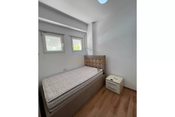 Shtepi me qera Apartament ne Tirane, 2+1, Mobilimi E mobiluar, Pagesa 650  Euro.