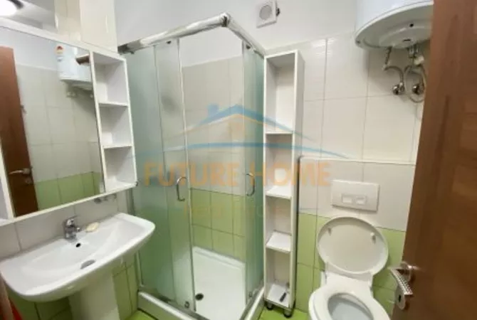 Shtepi me qera Apartament ne Tirane, 2+1, Mobilimi E mobiluar, Pagesa 650  Euro.