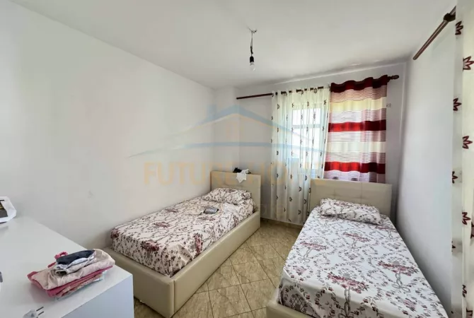 Shtepi ne shitje Apartament ne Tirane, 2+1, Mobilimi E mobiluar, Pagesa 99,000  Euro.