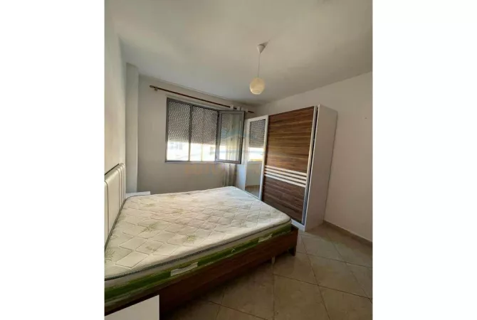 Shtepi me qera 2+1 ne Tirane - 420 Euro