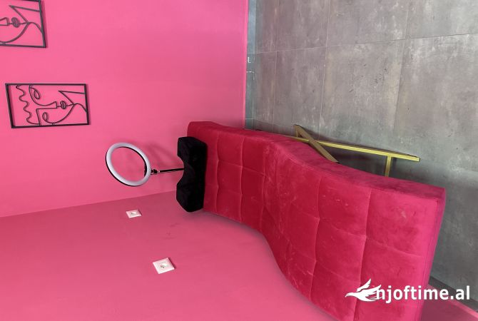 Pajisje biznesi ne shitje  ne Tirane - 950 Euro