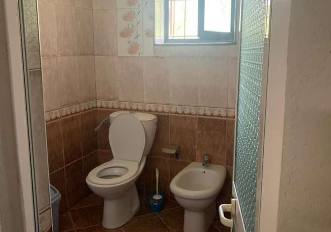 Shtepi me qera 2+1 ne Tirane - 30,000 Leke