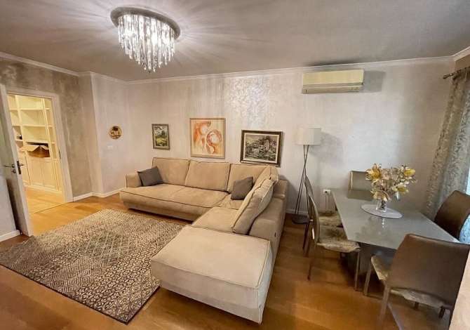 Shtepi me qera 2+1 ne Tirane - 800 Euro