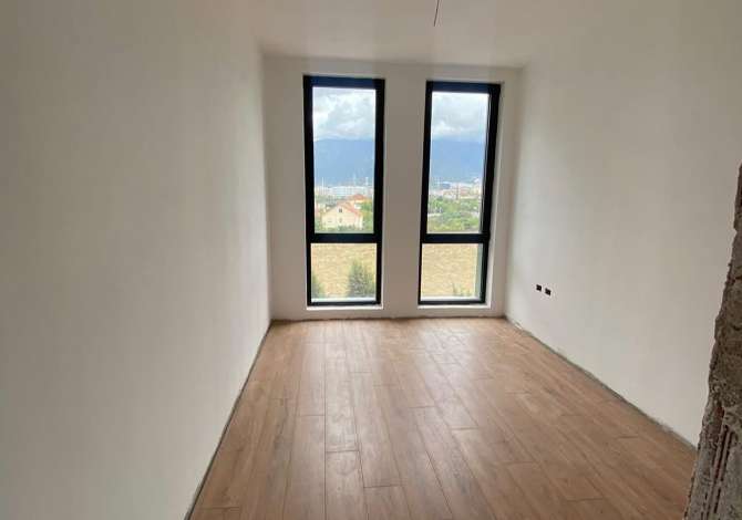 Shtepi ne shitje 3+1 ne Tirane - 215,000 Euro