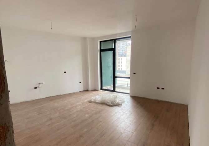 Shtepi ne shitje 3+1 ne Tirane - 215,000 Euro