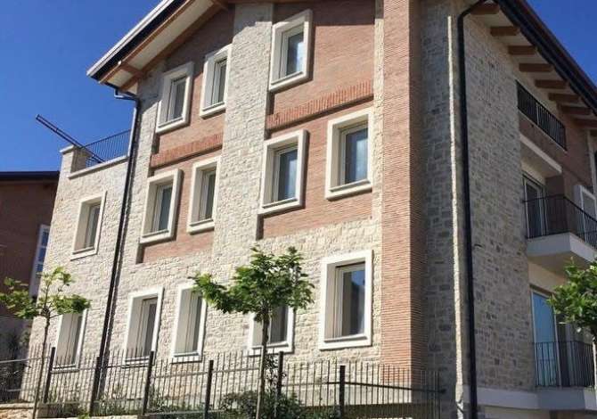 Shtepi ne shitje 4+1 ne Tirane - 680,000 Euro