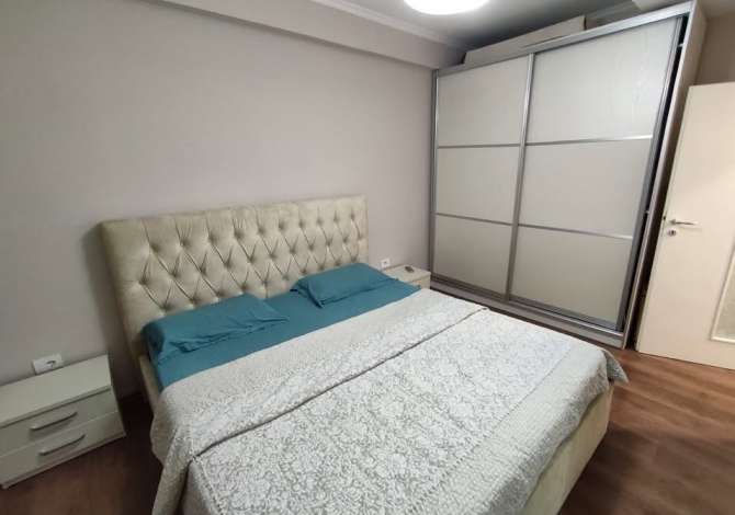 Shtepi me qera 2+1 ne Tirane - 800 Euro