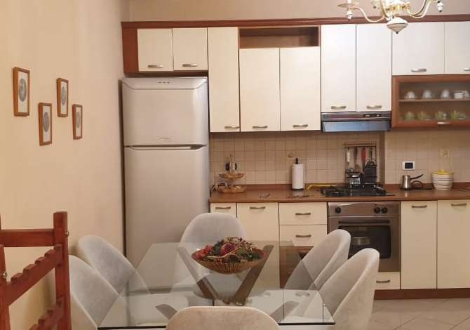 Casa in affitto 2+1 a Tirana - 1,000 Euro