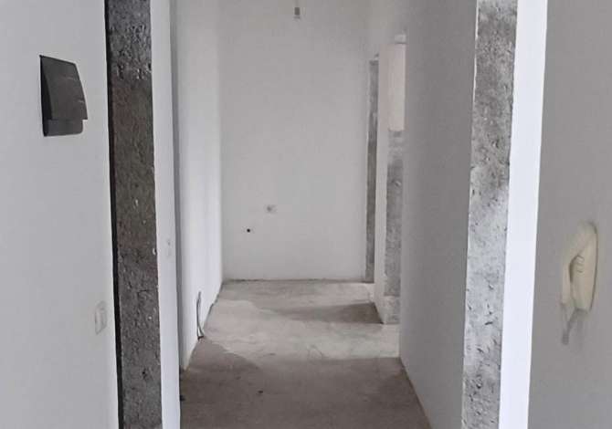 Shtepi ne shitje 2+1 ne Tirane - 150,000 Euro