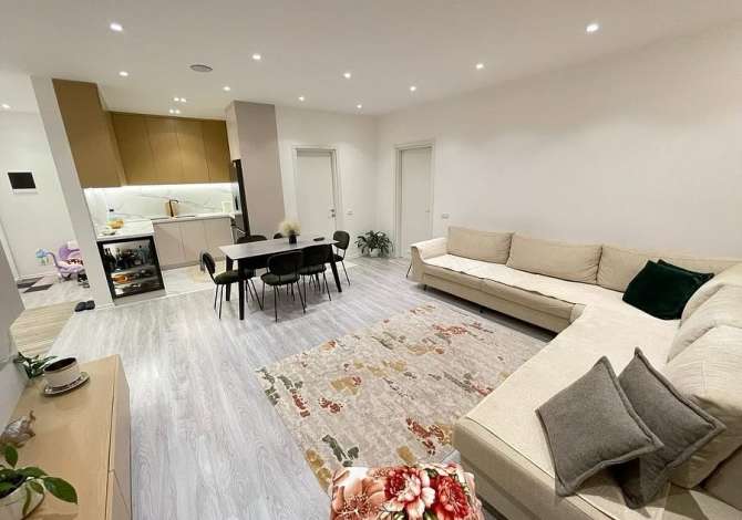 Casa in affitto 2+1 a Tirana - 800 Euro