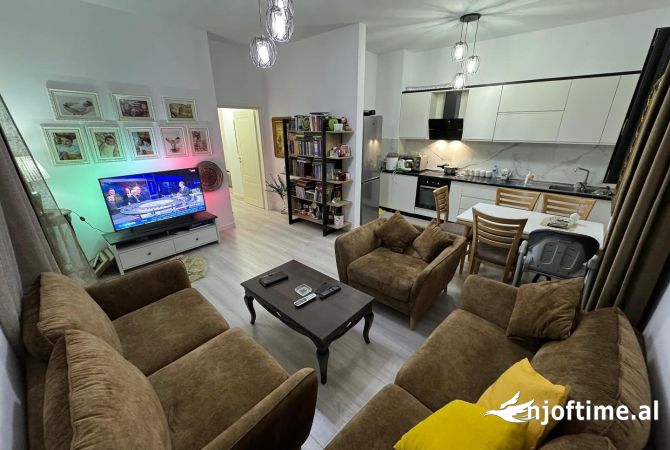 Shtepi ne shitje 2+1 ne Tirane - 185,000 Euro