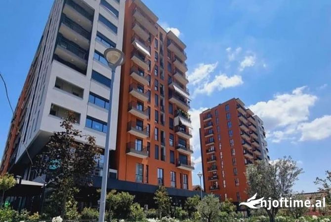Ambient biznesi me qera 4+1 ne Tirane - 60 Euro