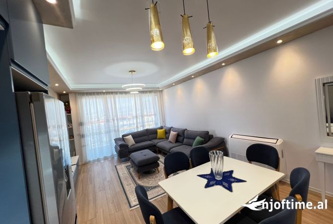 Shtepi me qera 2+1 ne Tirane - 800 Euro