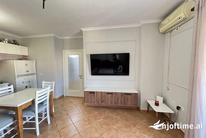 Shtepi me qera 2+1 ne Tirane - 700 Euro