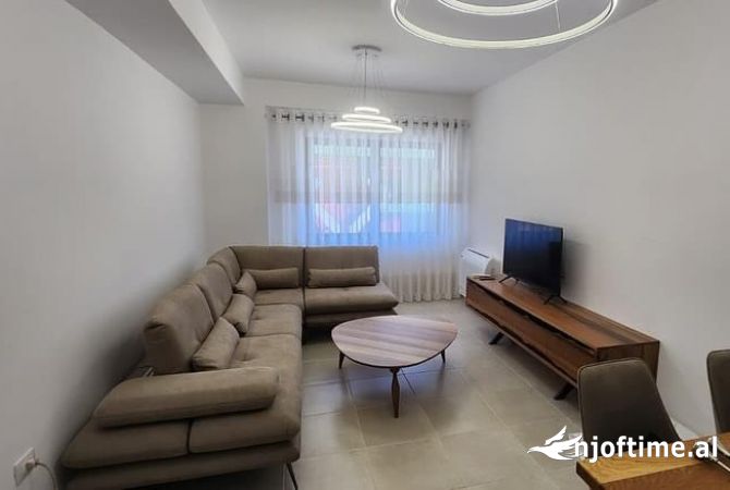 Shtepi me qera 1+1 ne Tirane - 600 Euro