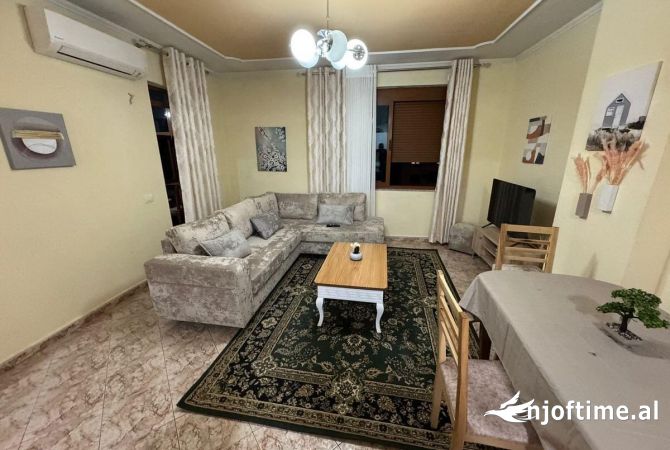 Shtepi me qera 1+1 ne Tirane - 700 Euro