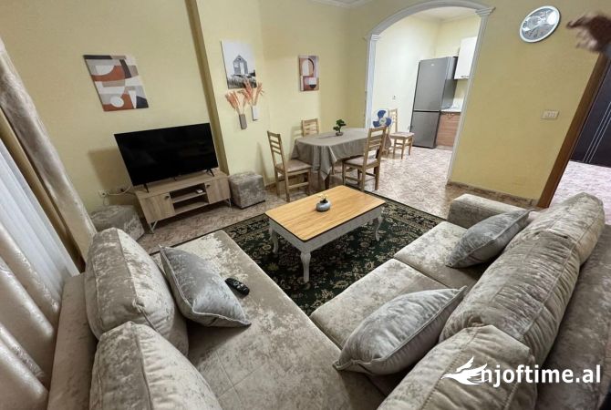 Shtepi me qera 1+1 ne Tirane - 700 Euro