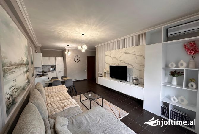 Casa in affitto 2+1 a Tirana - 1,000 Euro