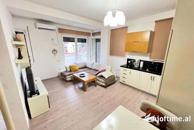 Shtepi me qera 1+1 ne Tirane - 500 Euro