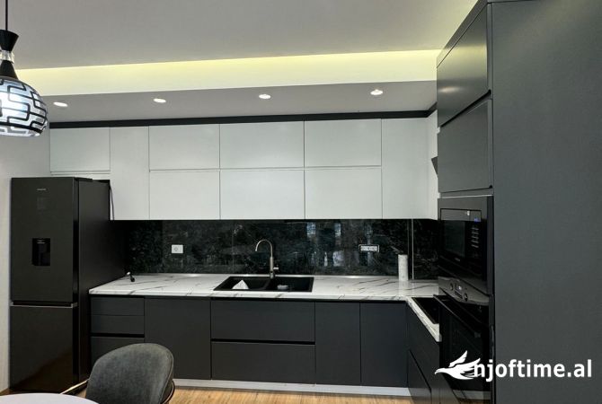 Shtepi me qera 2+1 ne Tirane - 600 Euro