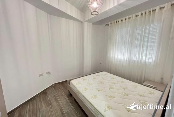 Shtepi me qera 2+1 ne Tirane - 600 Euro